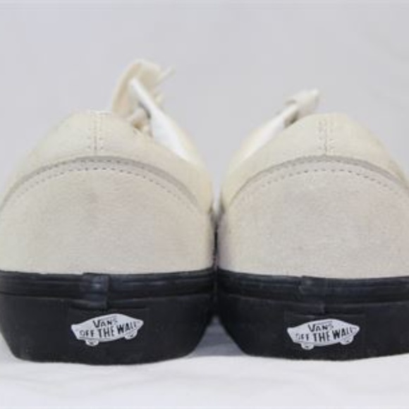 Cream Colored Suede/Canvas Old Skool Vans With Black Sole Size 12 - Picture 6 of 16